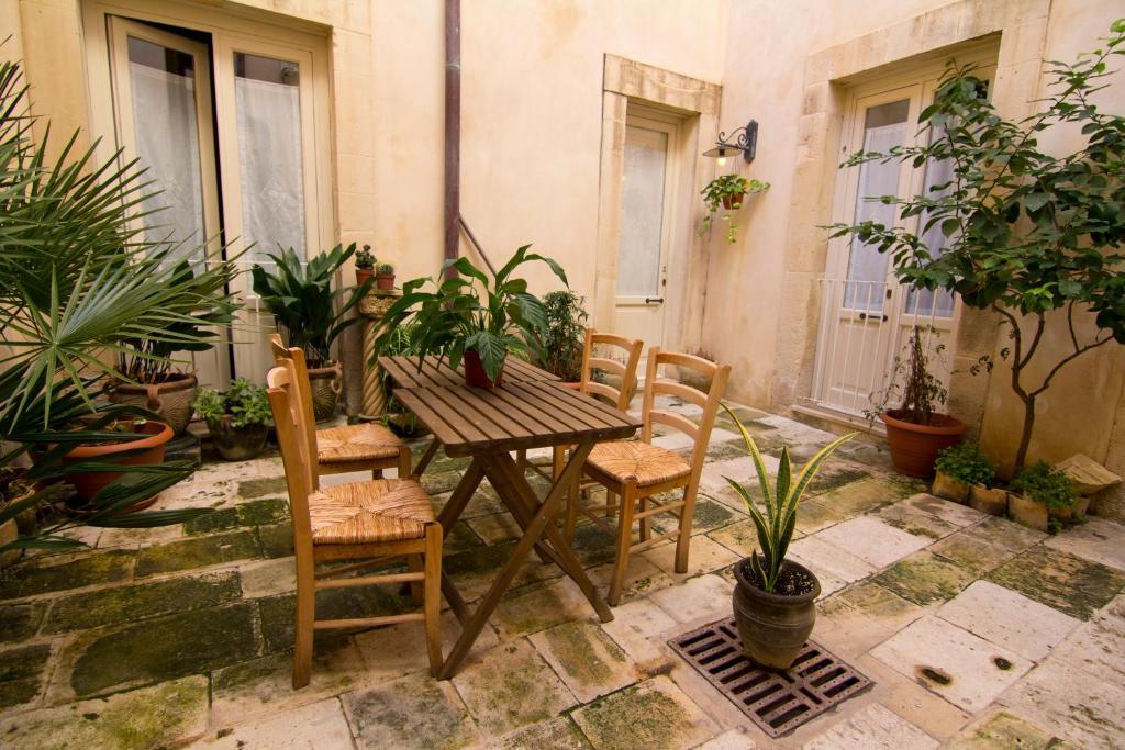 La Via Della Giudecca Bed & Breakfast Syracuse Cameră foto